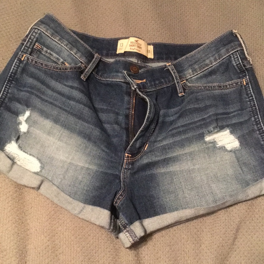 Hollister short-short high rise denim size 13